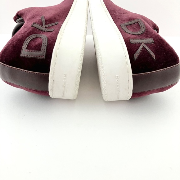 Donna Karan New York Burgundy Velour / Velvet Slip On Sneakers Size 7 F3101154 - Picture 4 of 13